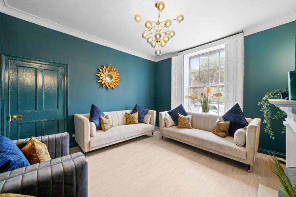 Deluxe 5 Bed In Central Whitby - Parking - Hot Tub Extérieur photo
