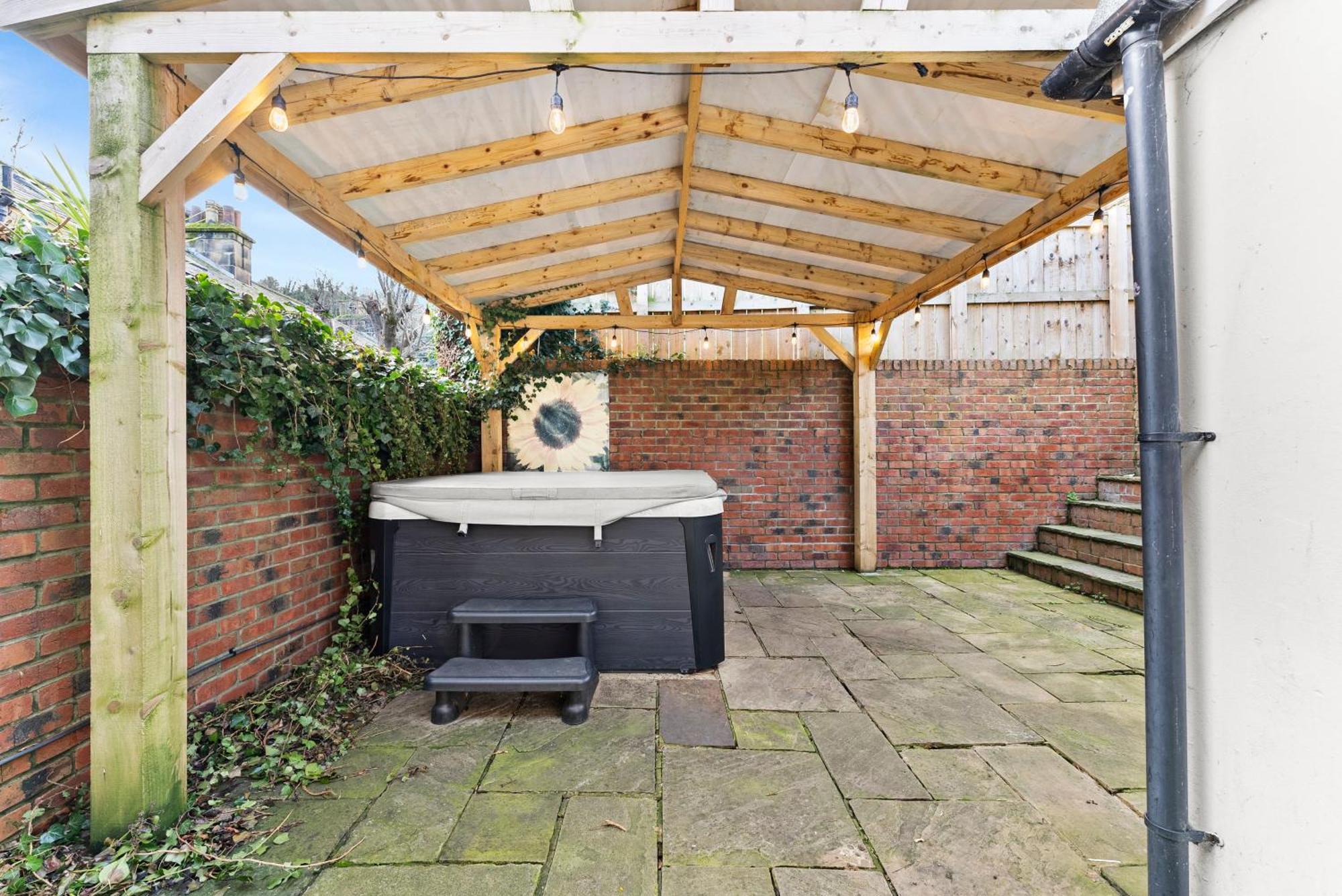 Deluxe 5 Bed In Central Whitby - Parking - Hot Tub Extérieur photo